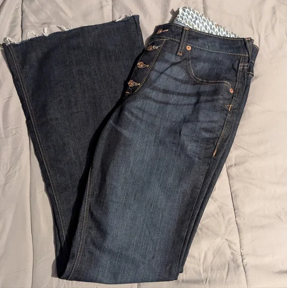 SOLD Ariat Ophelia High Rise Flare Jeans in Nashville sz 32 R Ariat REAL Jeans - Picture 7 of 11